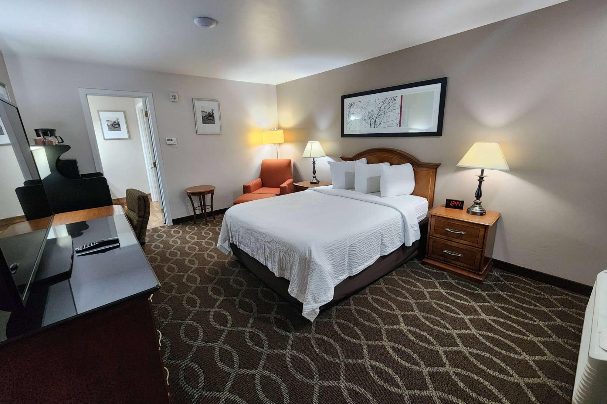 Ramada Bayside Inn & Suites Eureka Exteriör bild