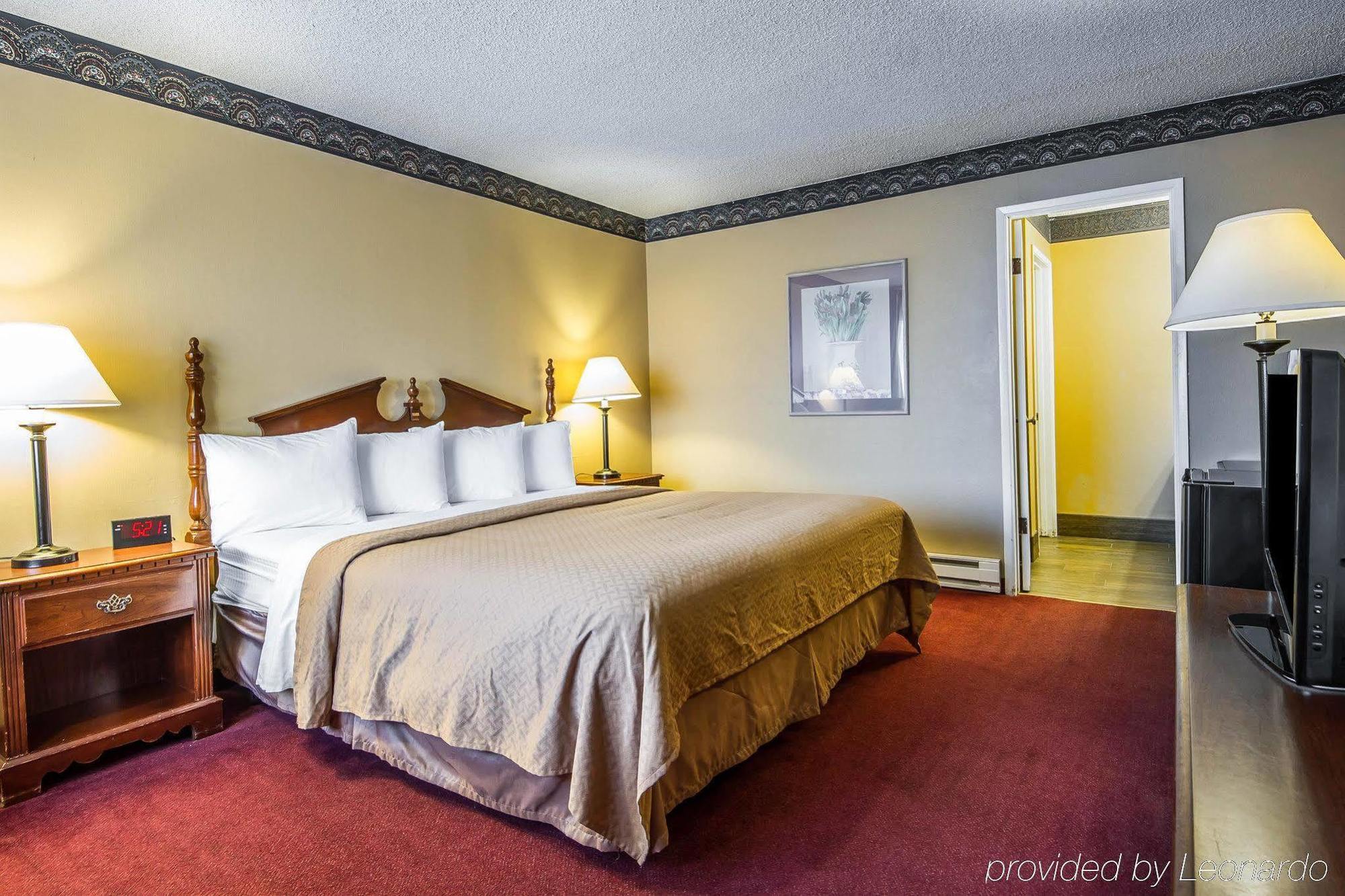 Ramada Bayside Inn & Suites Eureka Exteriör bild