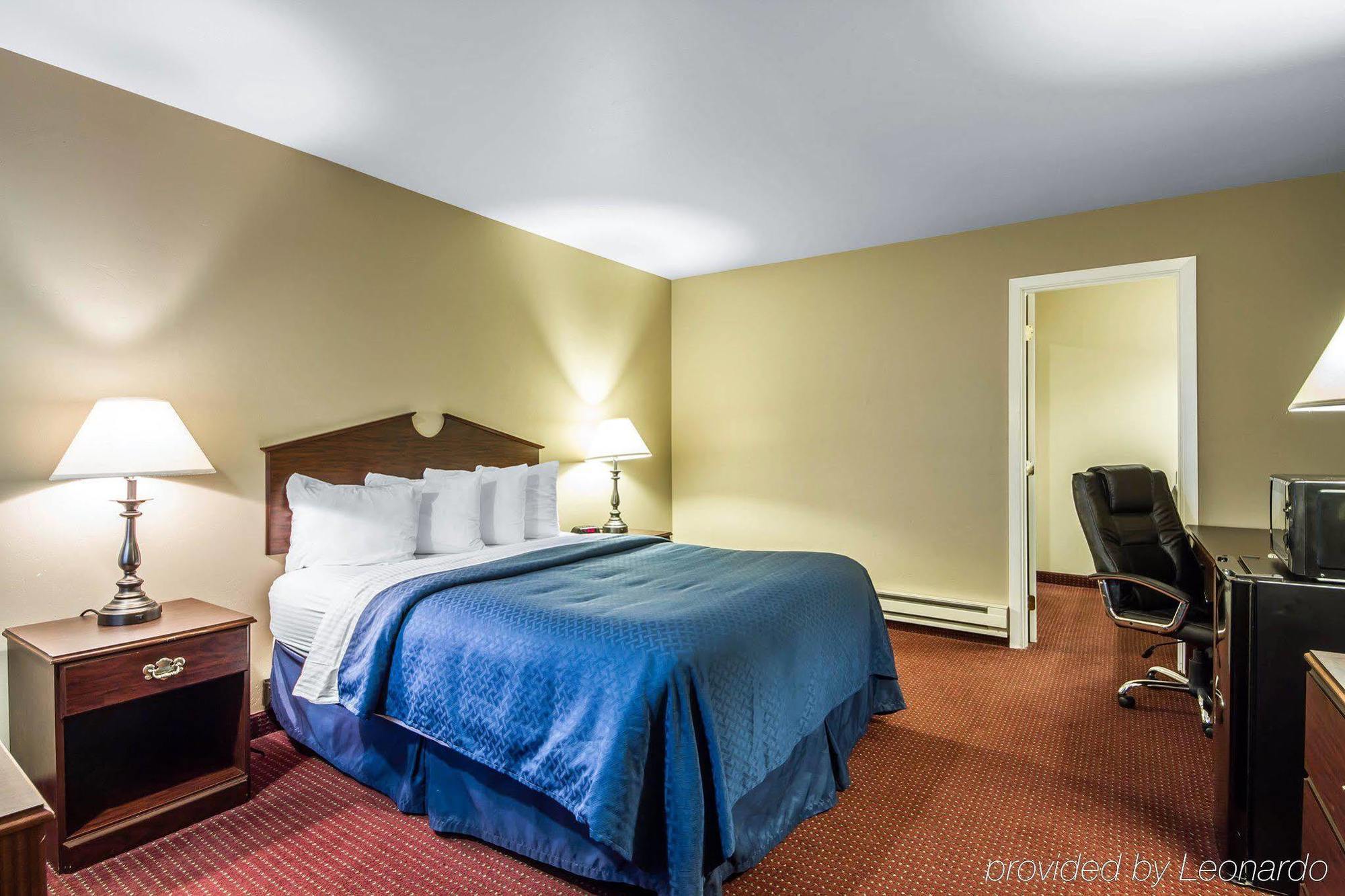 Ramada Bayside Inn & Suites Eureka Exteriör bild