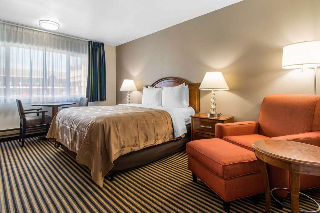 Ramada Bayside Inn & Suites Eureka Rum bild