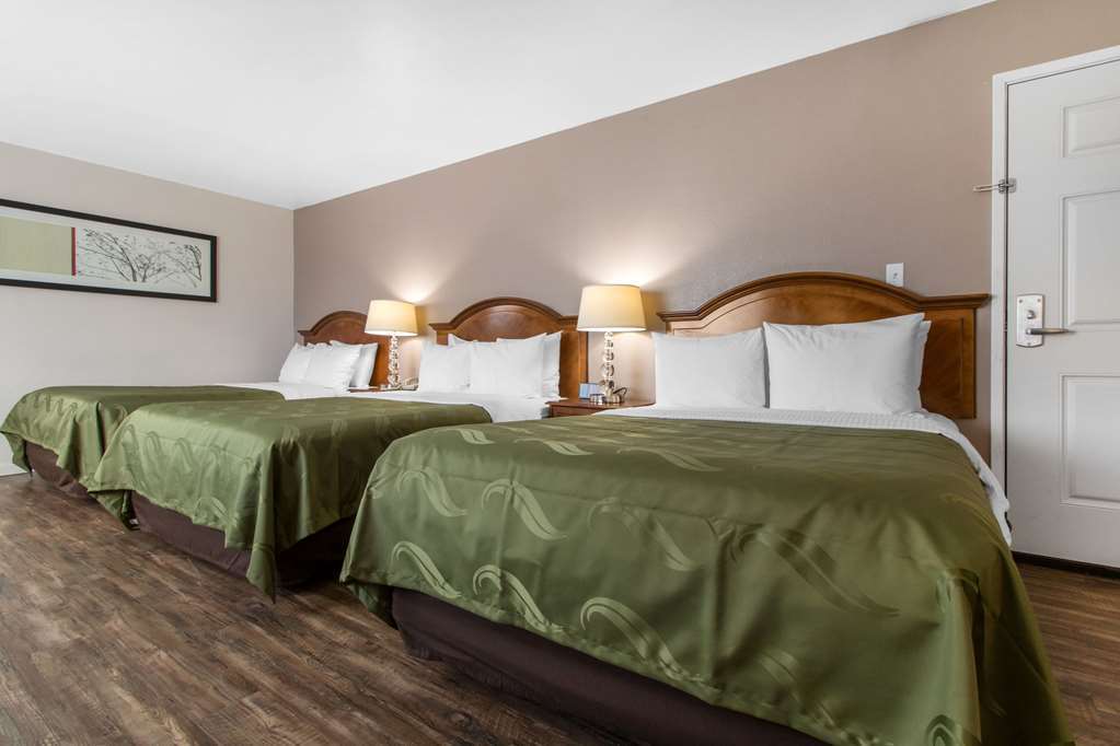 Ramada Bayside Inn & Suites Eureka Rum bild